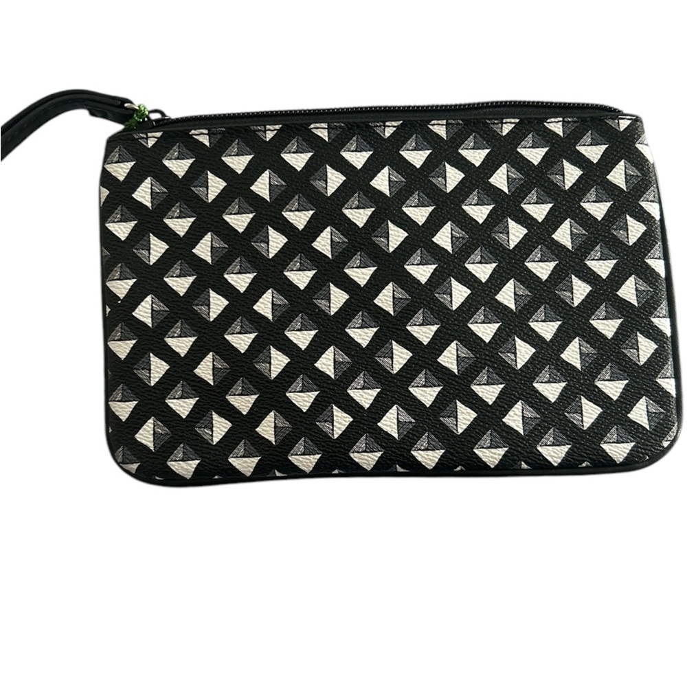 VERA BRADLEY TASSEL WALLET BLACK WHITE  FAUX LEATHER WRISTLET NWT - Picture 3 of 7